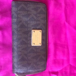 Michael Kors wallet